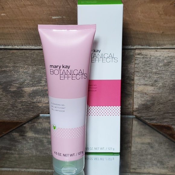 LAST ONE!  Botanical Effects Cleansing Gel - Mary Kay - Picture 1 of 10